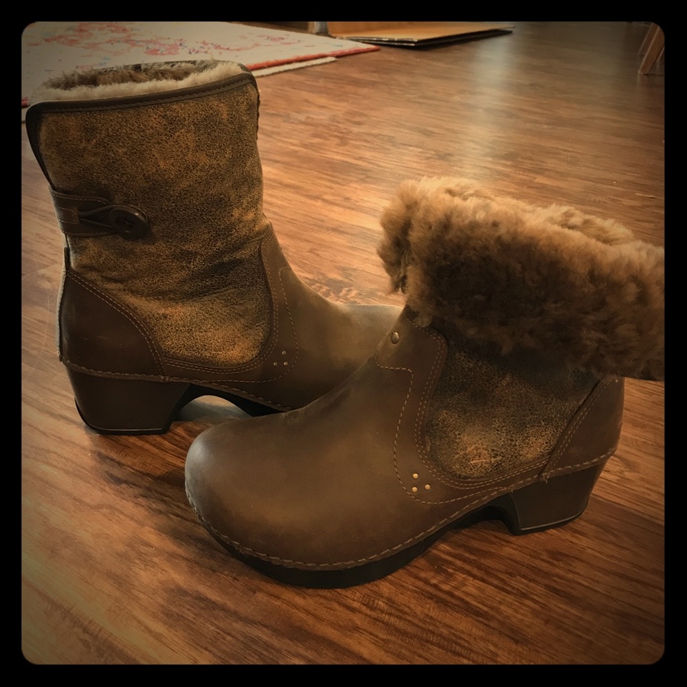 Dansko Fur lined roll top boots with button accent